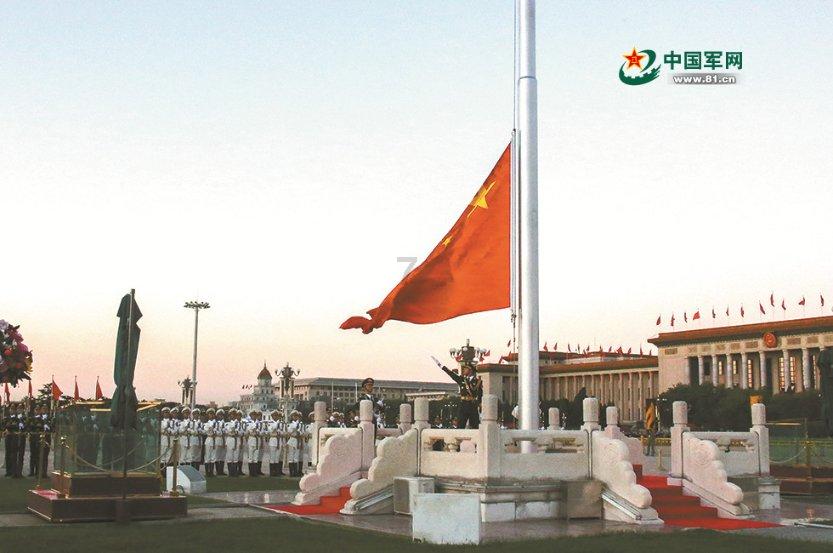 挑战14天不出门，家里只有白菜能做什么美食，教您做一碗荷包蛋面