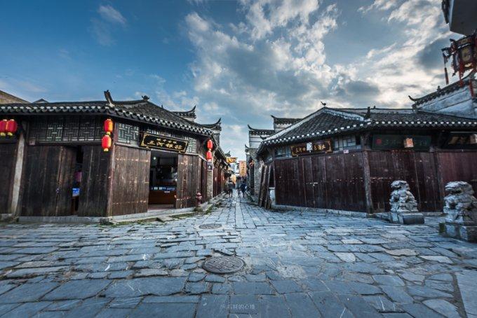 探索问题答案,尽在东莞黄江去深圳口岸有公交车吗?